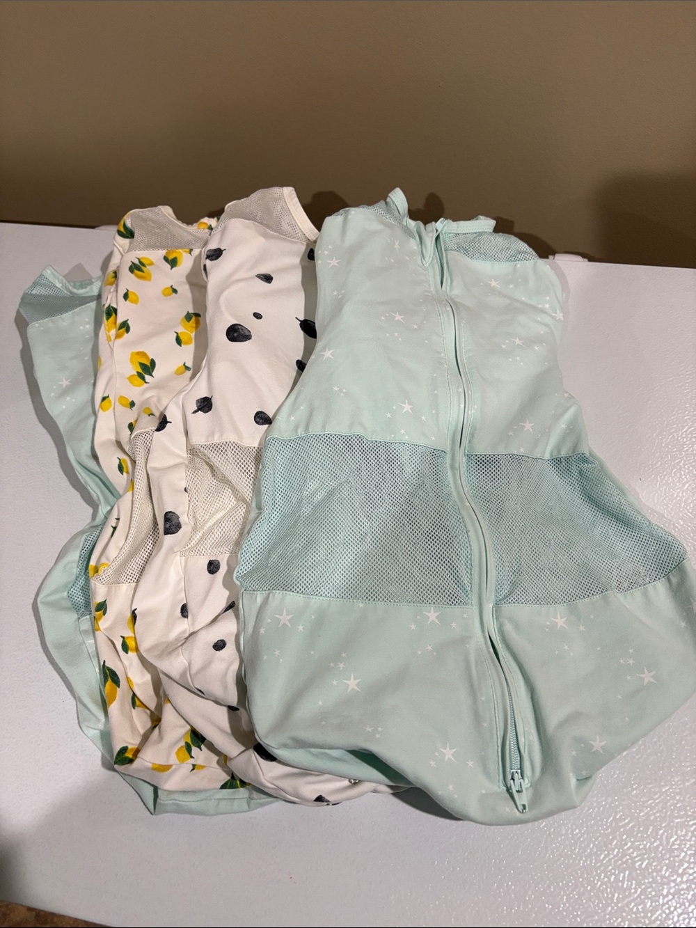 Snoo Happiest Baby Sleepea 5-second swaddle, 4 in size small